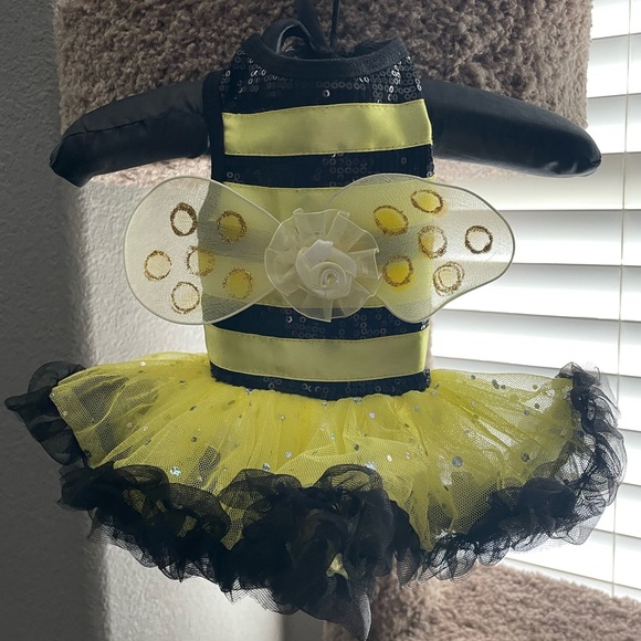 Bumble Bee Costume Dress 🐝 - Picture 2 of 3
